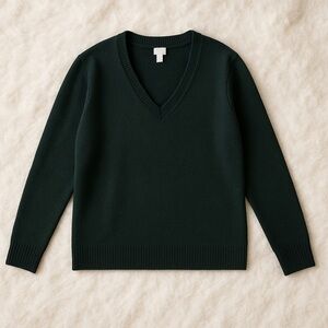 H&M Neck Black Sweater in dark green womens size medium